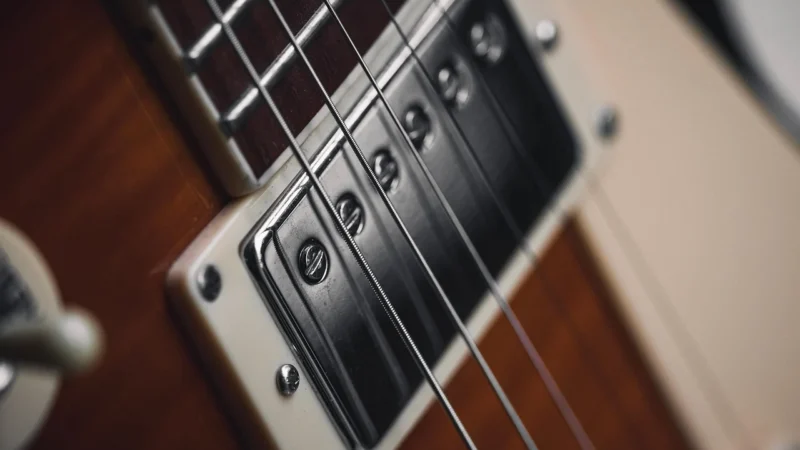 Jak szybko nauczyć się akordów na gitarze
